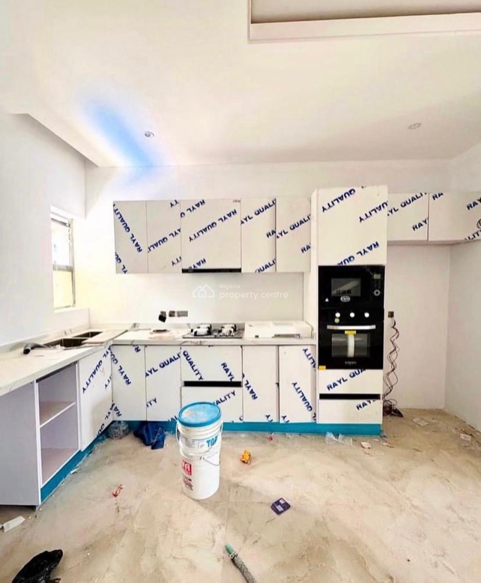 Luxe 2 Bedroom Apartment with Pool, Lekki Phase 1, Lekki, Lagos, Flat / Apartment for Rent