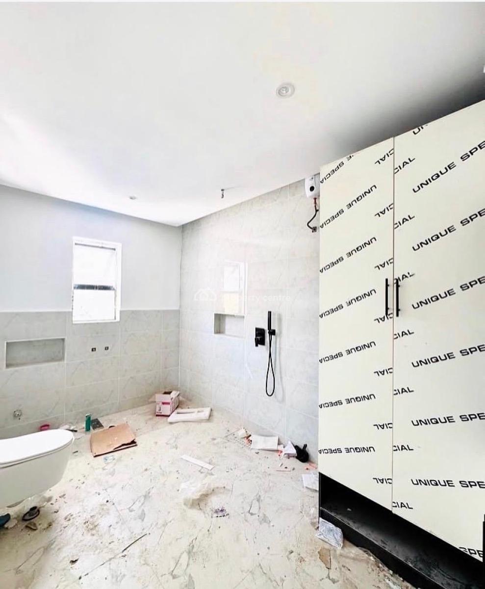Luxe 2 Bedroom Apartment with Pool, Lekki Phase 1, Lekki, Lagos, Flat / Apartment for Rent