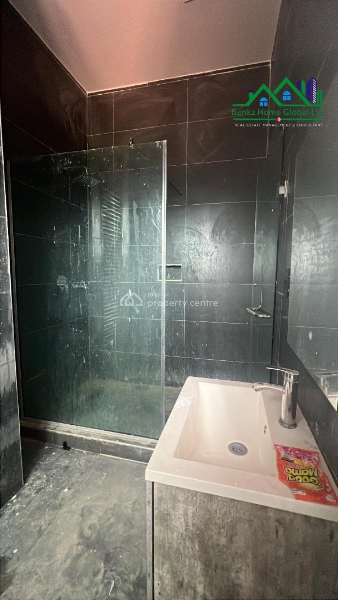 Spacious 3bedroom Apartment with a Bq, Victoria Island (vi), Lagos, Flat / Apartment for Sale