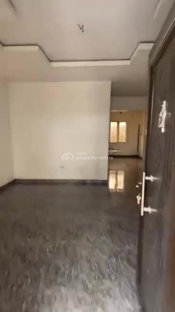 Tastefully Finished Spacious Standard Built 2 Bedroom Apartment, Jahi, Abuja, Flat / Apartment for Rent