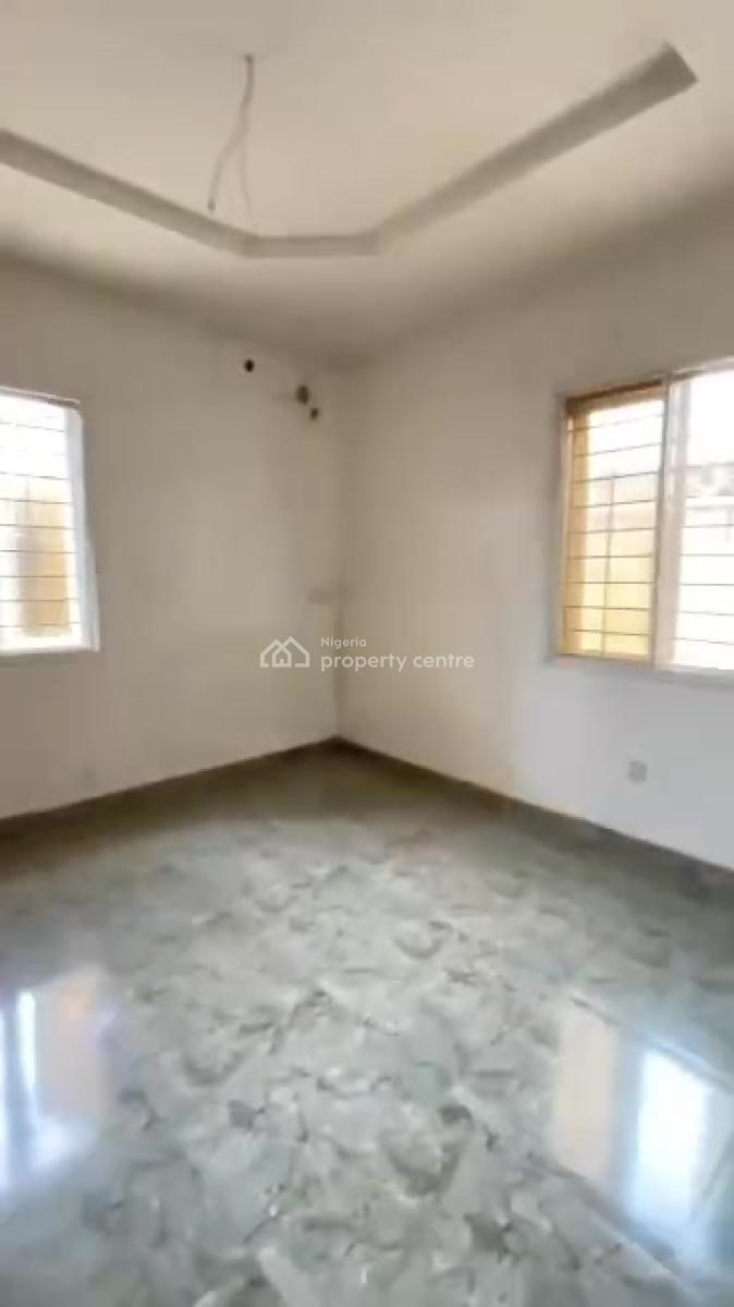 Tastefully Finished Spacious Standard Built 2 Bedroom Apartment, Jahi, Abuja, Flat / Apartment for Rent