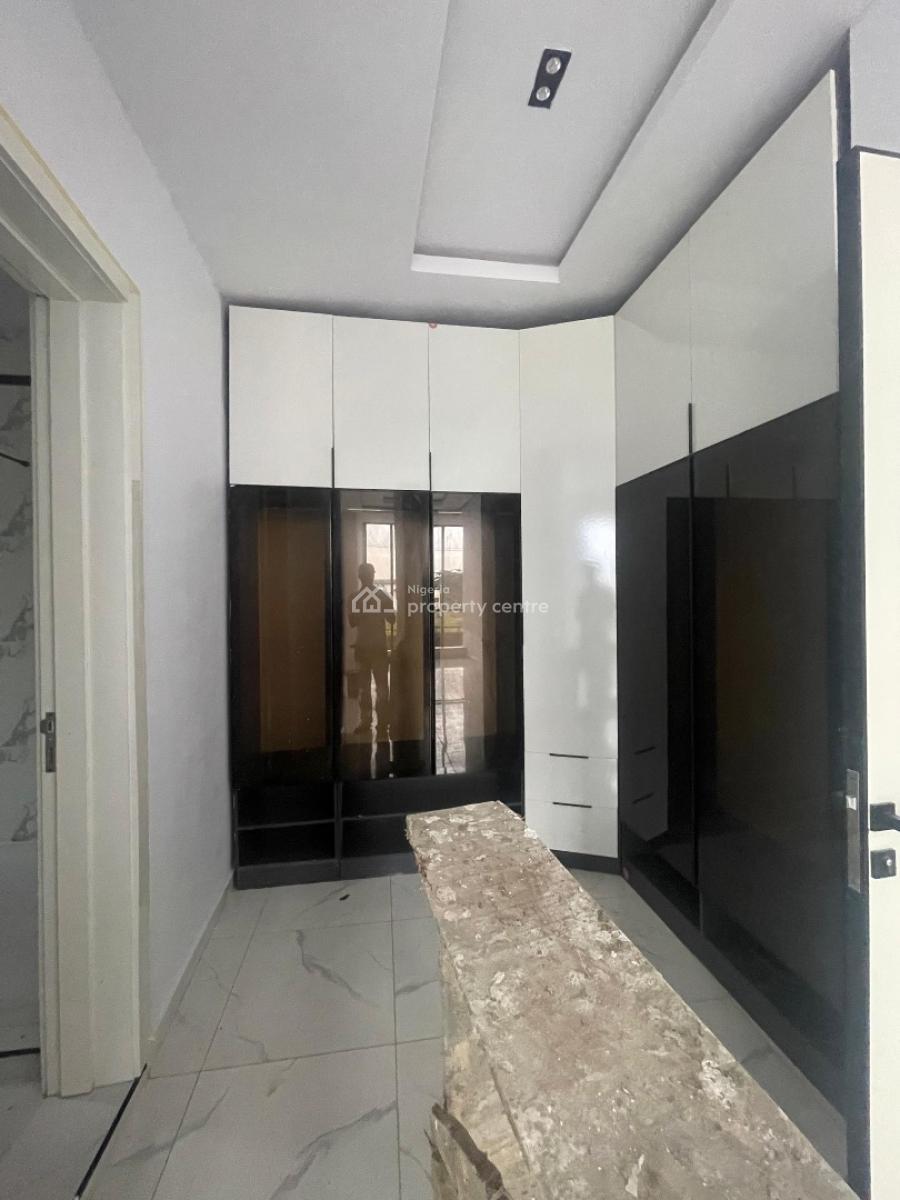 Elegantly Built 3 Bedroom Flat, Ikate, Lekki, Lagos, Flat / Apartment for Rent