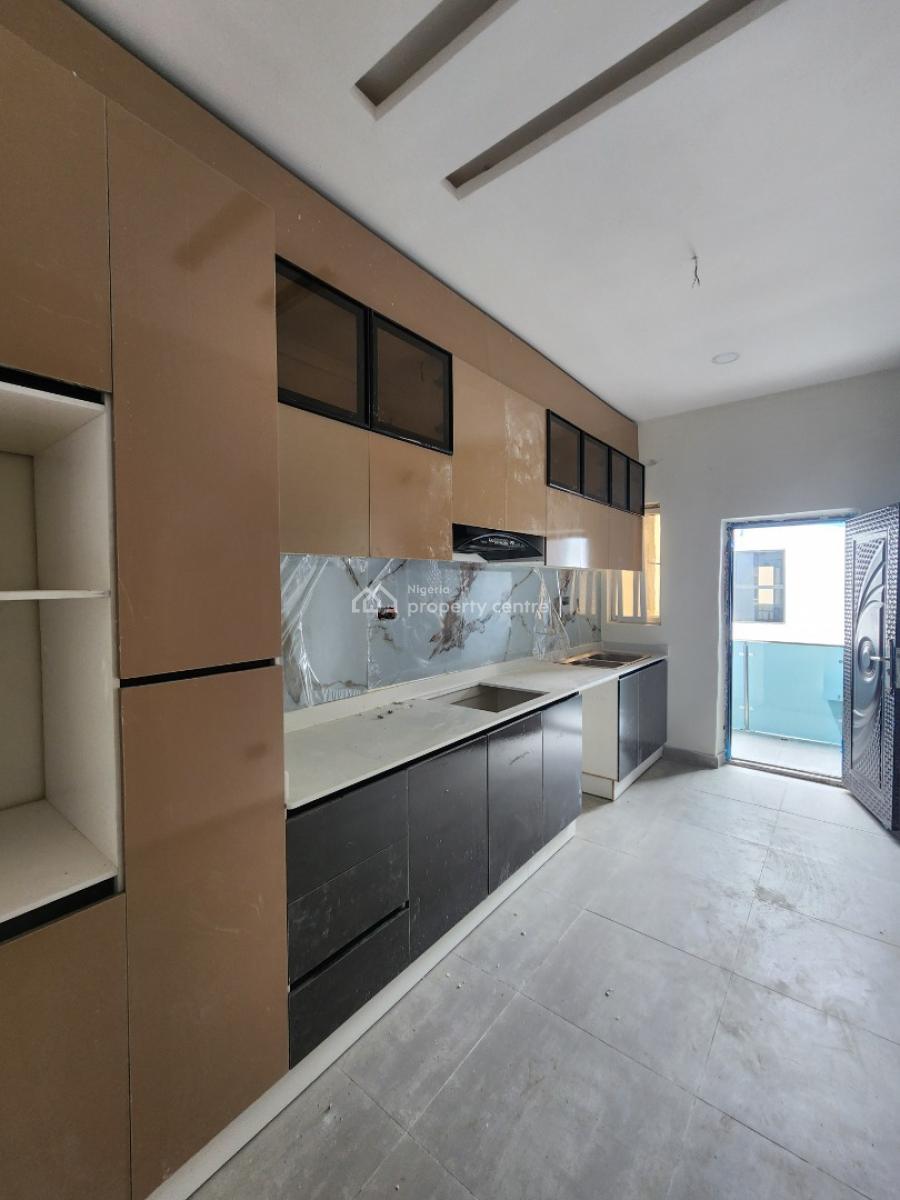Nicely Built 2 Bedroom Apartment, Sangotedo, Ajah, Lagos, Flat / Apartment for Sale
