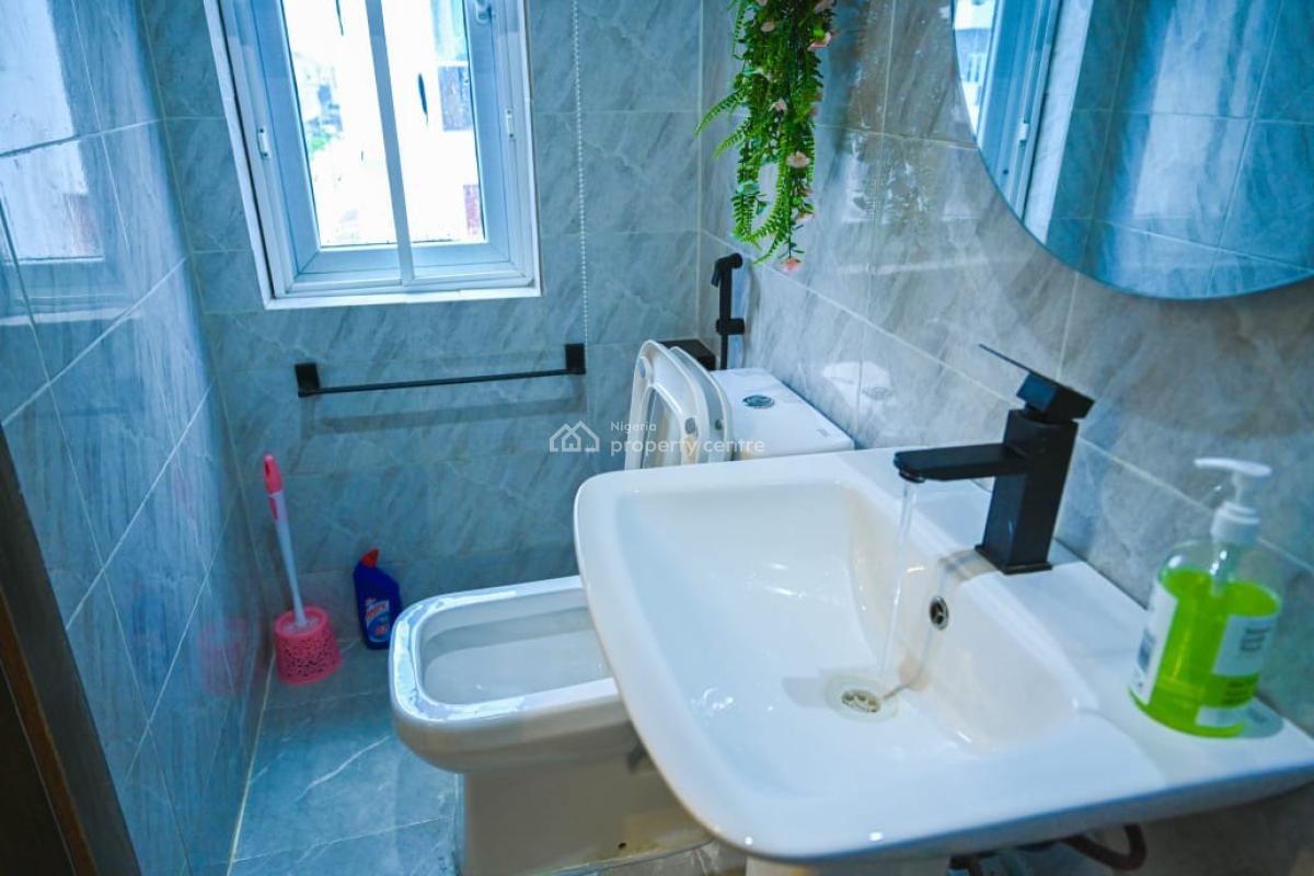 Fully Furnished 2 Bedroom Flat Serviced Apartment, Cyberville Estate Besides Victoria Bay 3 Off Nike Art Gallery Road, Ikate, Lekki, Lagos, Flat / Apartment for Sale