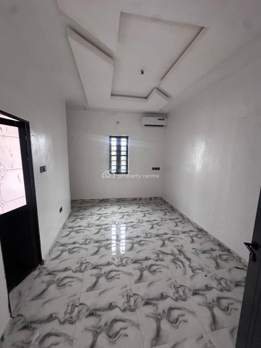 Spacious 1 Bedroom Flat, Ologolo, Lekki, Lagos, Flat / Apartment for Rent