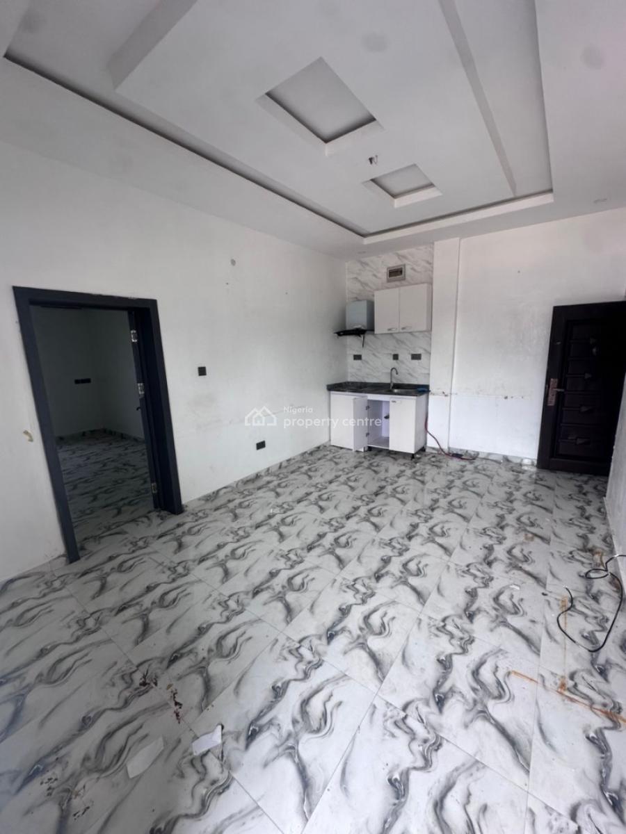 Spacious 1 Bedroom Flat, Ologolo, Lekki, Lagos, Flat / Apartment for Rent