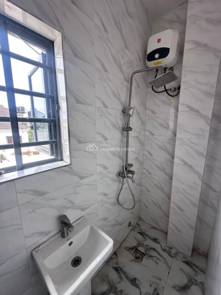Spacious 1 Bedroom Flat, Ologolo, Lekki, Lagos, Flat / Apartment for Rent