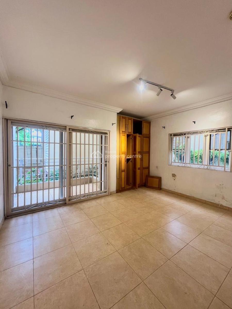 3 Bedrooms Apartment with Bq Available, Banana Island, Ikoyi, Lagos, Flat / Apartment for Rent