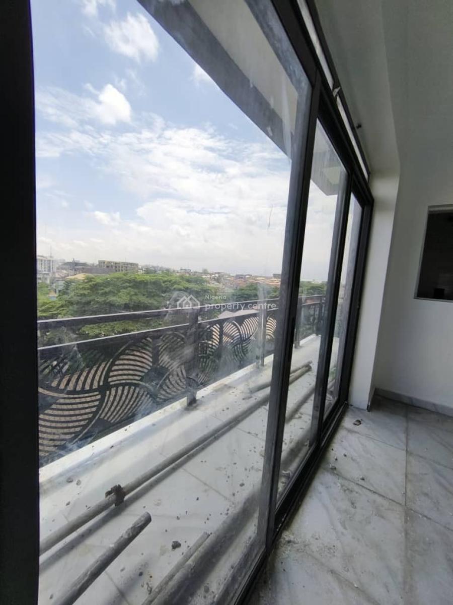 Newly Built Luxury 3-bedroom Apartment, Lekki Phase 1, Lekki, Lagos, Flat / Apartment for Rent