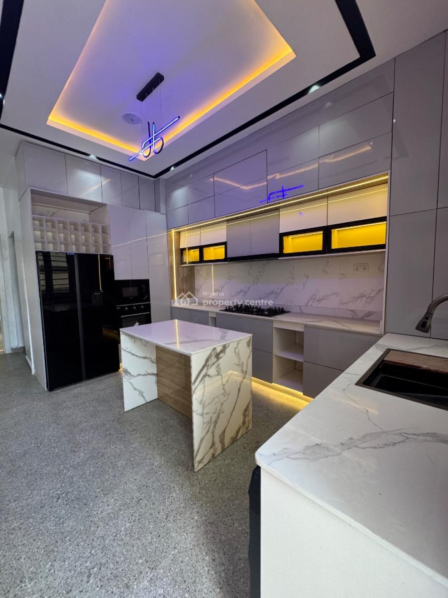 Inside a 500m Home, Chevron, Lekki, Lagos, Detached Duplex for Sale