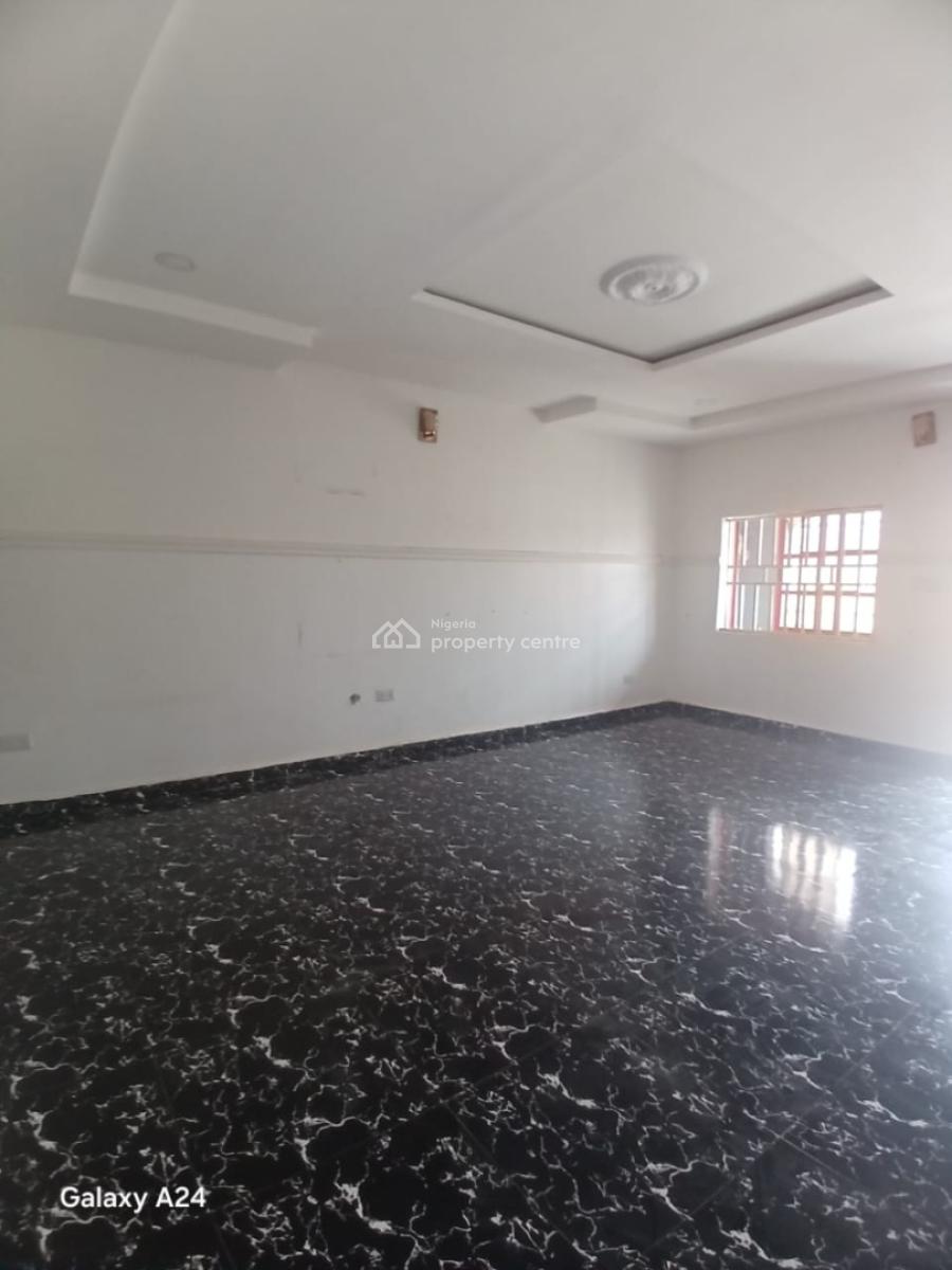 2 Bedroom Semi-detached House with Bq, Tradmore Estate, Lugbe District, Abuja, Semi-detached Duplex for Sale