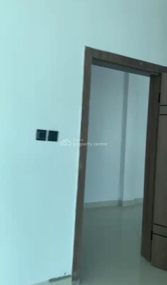 Nicely Finished 2 Bedroom Flat Serviced Apartment, Cyberville Estate Besides Victoria Bay 3 Off Nike Art Gallery Road, Ikate, Lekki, Lagos, Flat / Apartment for Sale