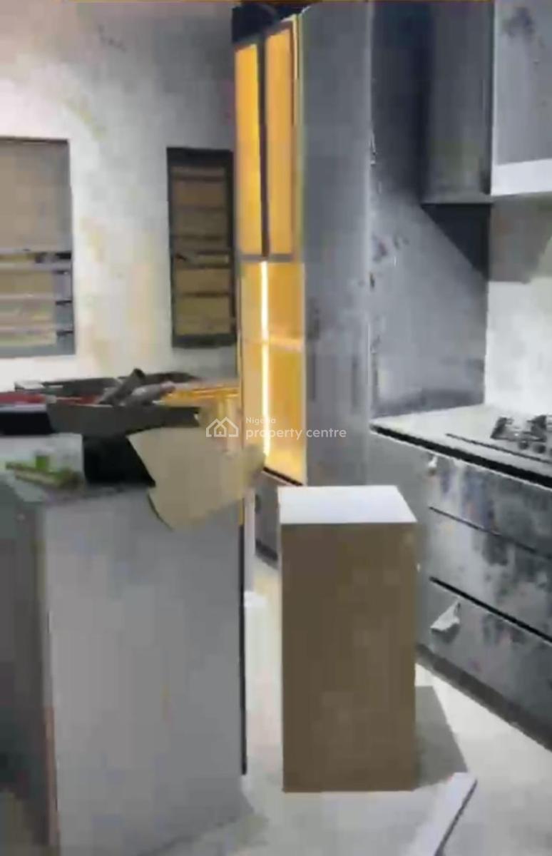 Luxury 3 Bedroom Flats with Executive Rooms, Freedom Way, Lekki Phase 1, Lekki, Lagos, Flat / Apartment for Sale