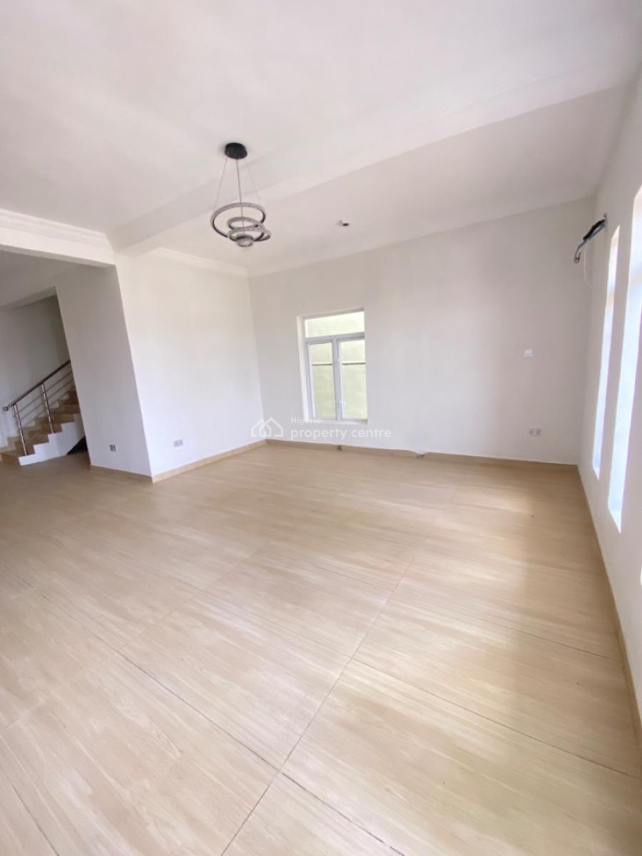 Brand New 2 Bedroom Service Maisonette Apartment with Bq Available, Lekki Phase 1, Lekki, Lagos, Flat / Apartment for Sale
