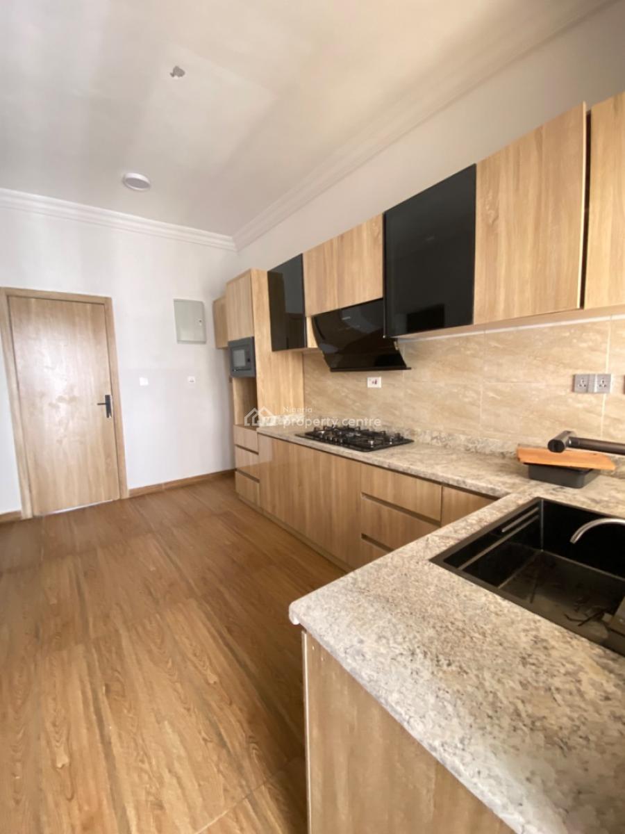 Brand New 2 Bedroom Service Maisonette Apartment with Bq Available, Lekki Phase 1, Lekki, Lagos, Flat / Apartment for Sale