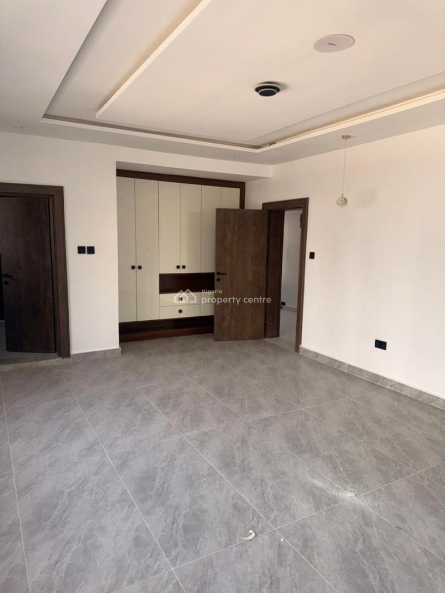 5-bedroom Detached Duplex with Bq and 2-living Rooms, Brains and Hammers Estate, Apo, Abuja, Detached Duplex for Sale