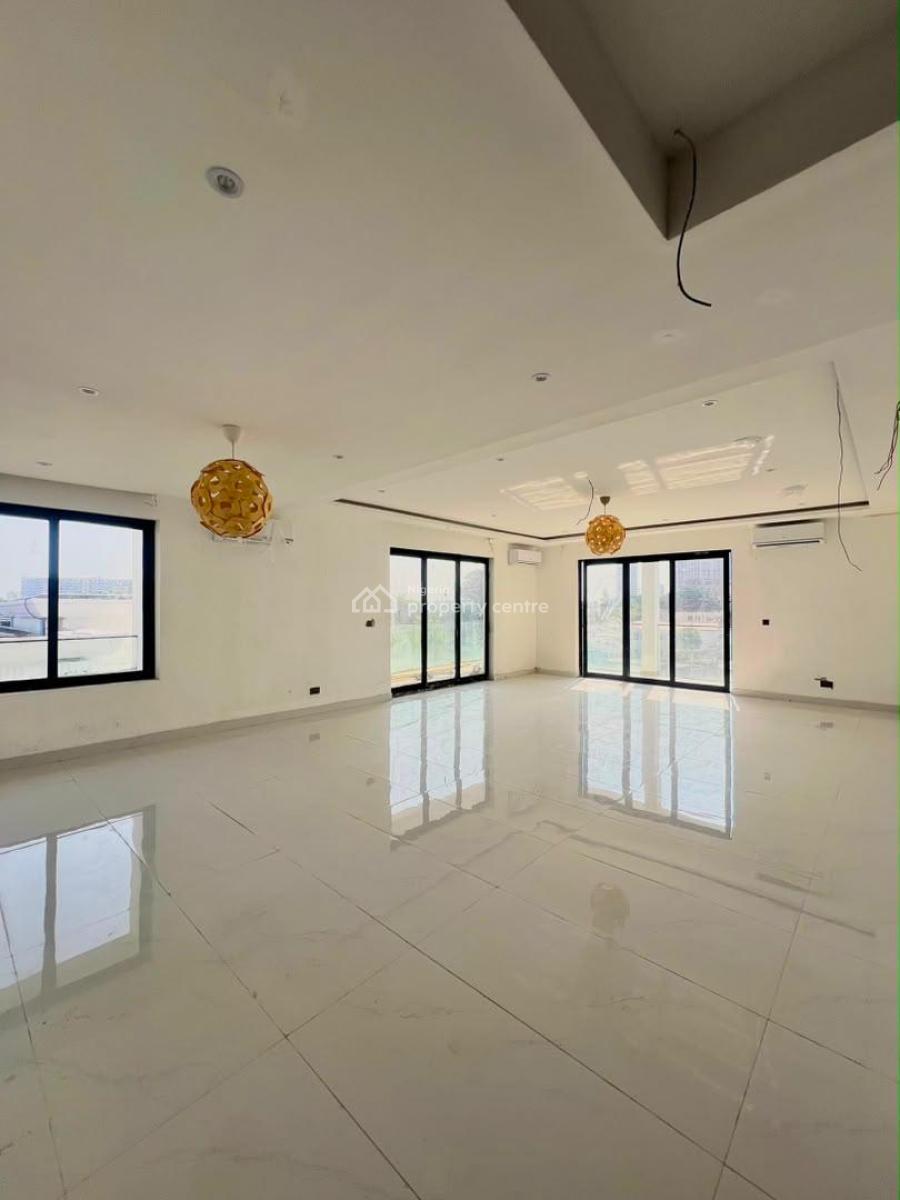 Spacious ,4 Bedroom Waterfront Maisonette with 2 Bq, Pool & Gym, Old Ikoyi, Ikoyi, Lagos, House for Sale