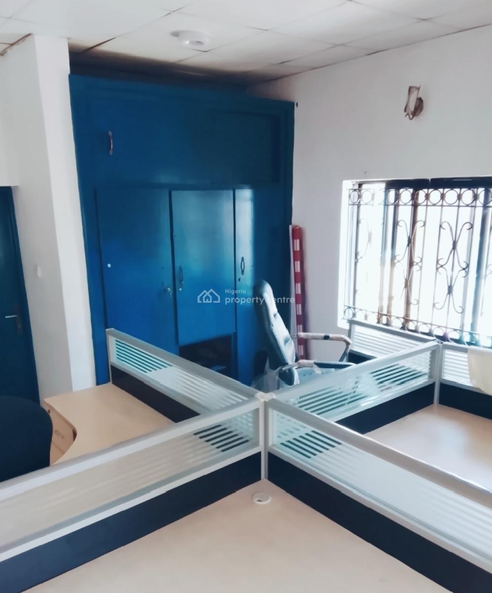 1 Room Corporate Office Space Ensuite., Ikota, Lekki, Lagos, Office Space for Rent
