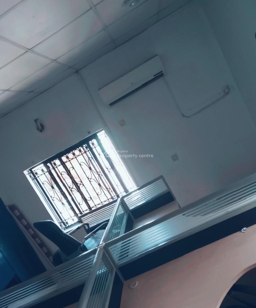 1 Room Corporate Office Space Ensuite., Ikota, Lekki, Lagos, Office Space for Rent