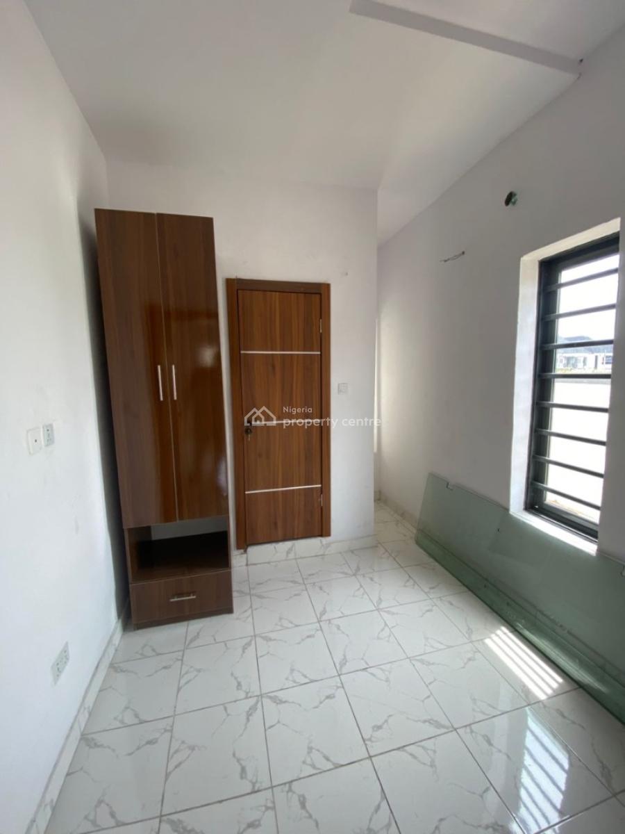 3 Bedroom, Ikota, Lekki, Lagos, Terraced Duplex for Sale