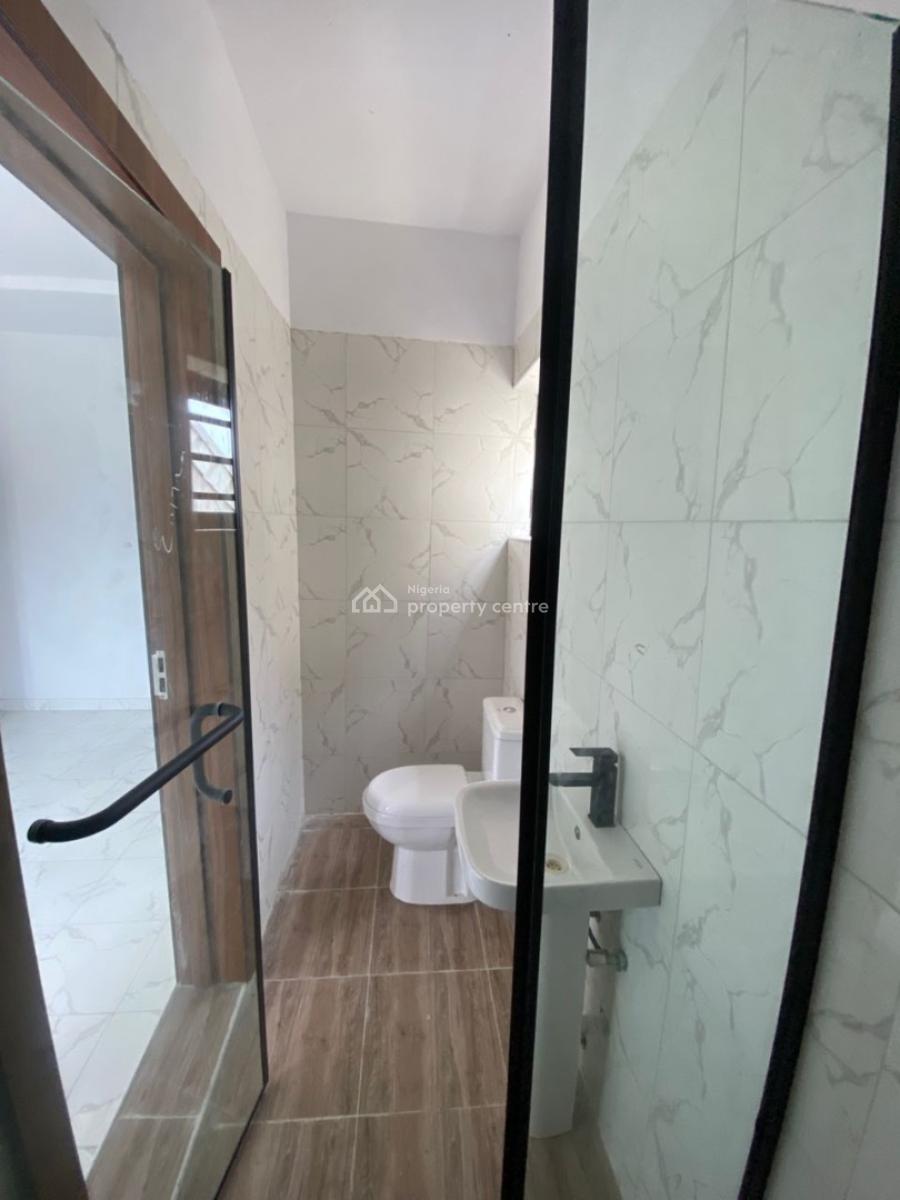 3 Bedroom, Ikota, Lekki, Lagos, Terraced Duplex for Sale