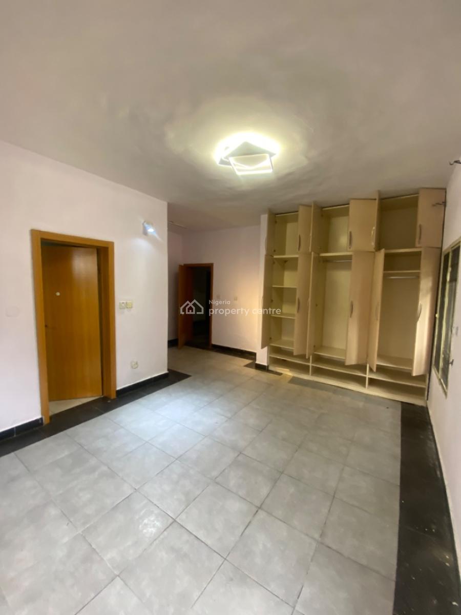 Spacious Serviced 3 Bedroom, Off Tf Kuboye Marwa, Lekki Phase 1, Lekki, Lagos, Flat / Apartment for Rent
