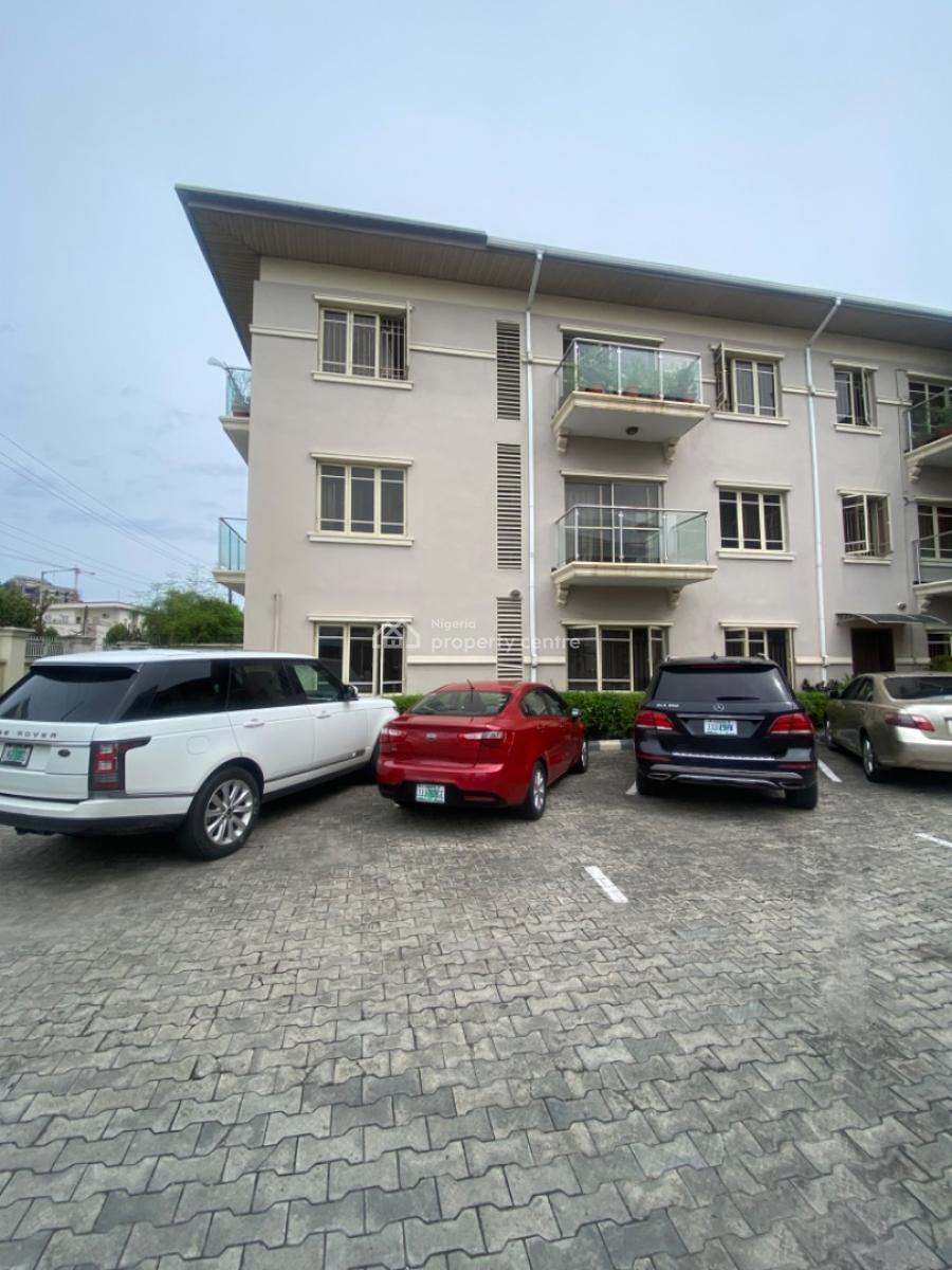 Spacious Serviced 3 Bedroom, Off Tf Kuboye Marwa, Lekki Phase 1, Lekki, Lagos, Flat / Apartment for Rent