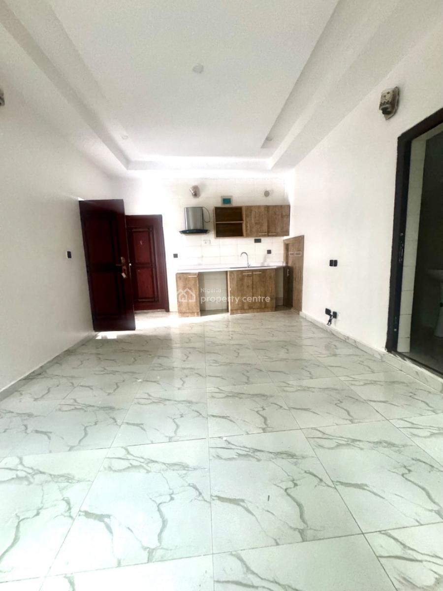 1 Bedroom Apartment, Ologolo, Lekki, Lagos, Mini Flat (room and Parlour) for Rent