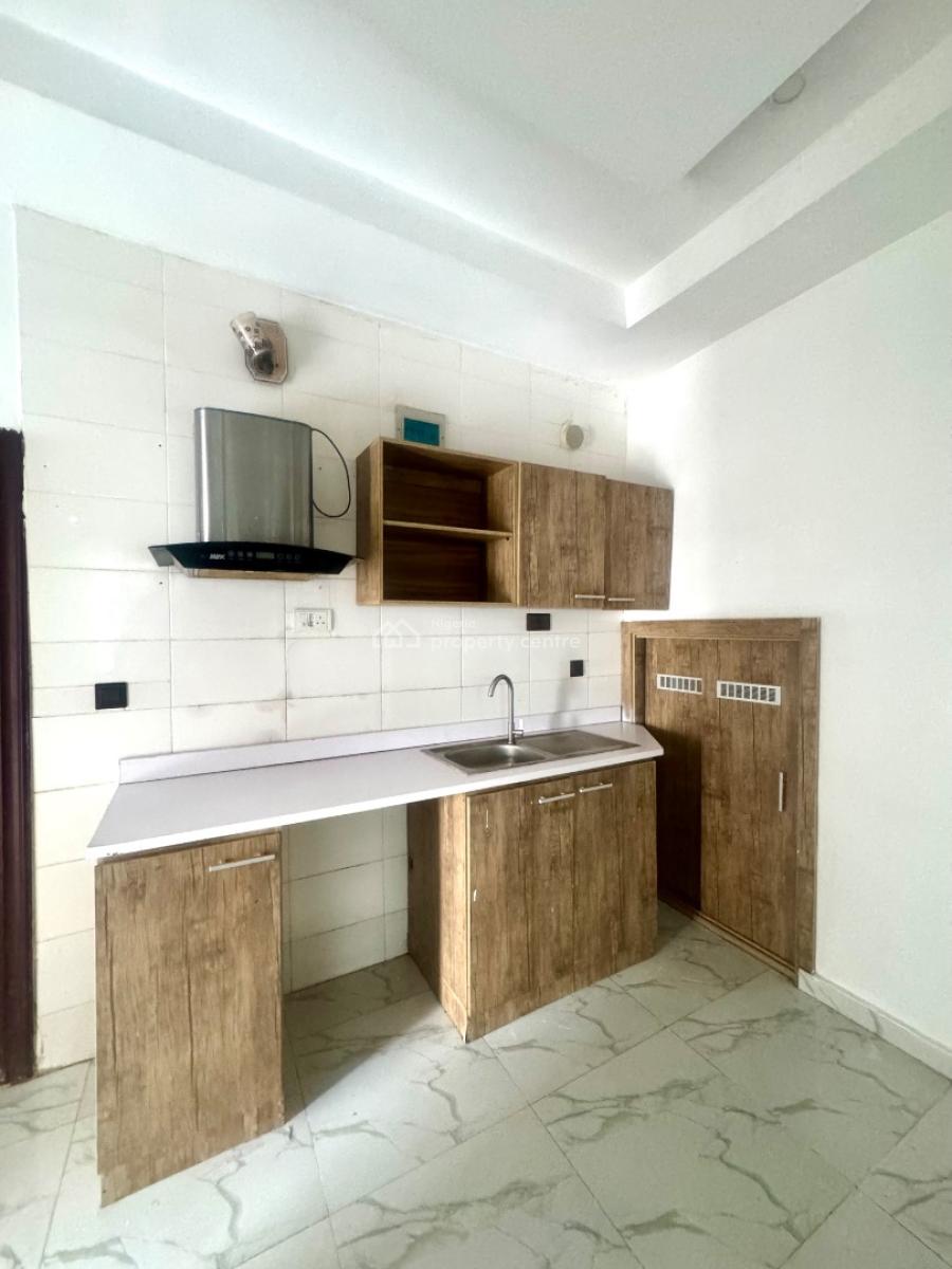 1 Bedroom Apartment, Ologolo, Lekki, Lagos, Mini Flat (room and Parlour) for Rent