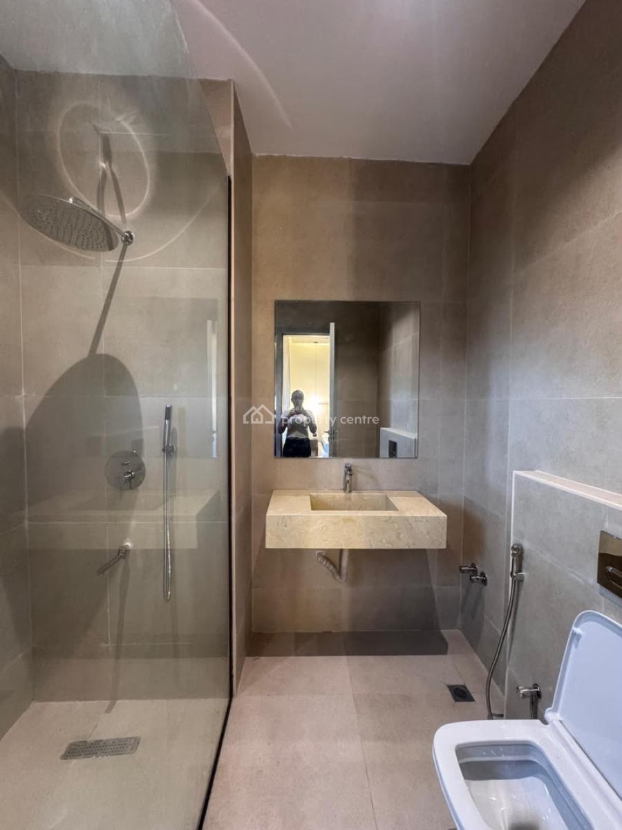 3 Bedroom Apartment with Pool, Bq & Elevator, Lekki Phase 1, Lekki, Lagos, Flat / Apartment for Rent