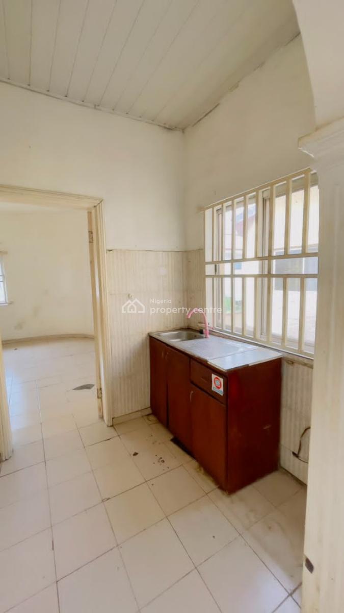 Luxury Room and Parlour Apartment, Theophilus Orji Street, Lekki Phase 1, Lekki, Lagos, Mini Flat (room and Parlour) for Rent