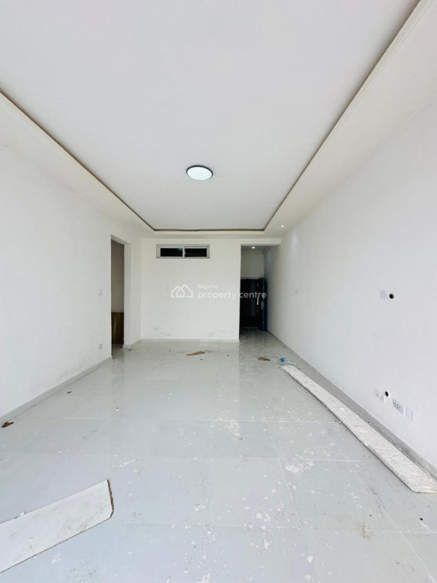 Spacious 3 Bedroom Apartment with Elevator, Behind Pinnock, Osapa, Lekki, Lagos, Flat / Apartment for Rent