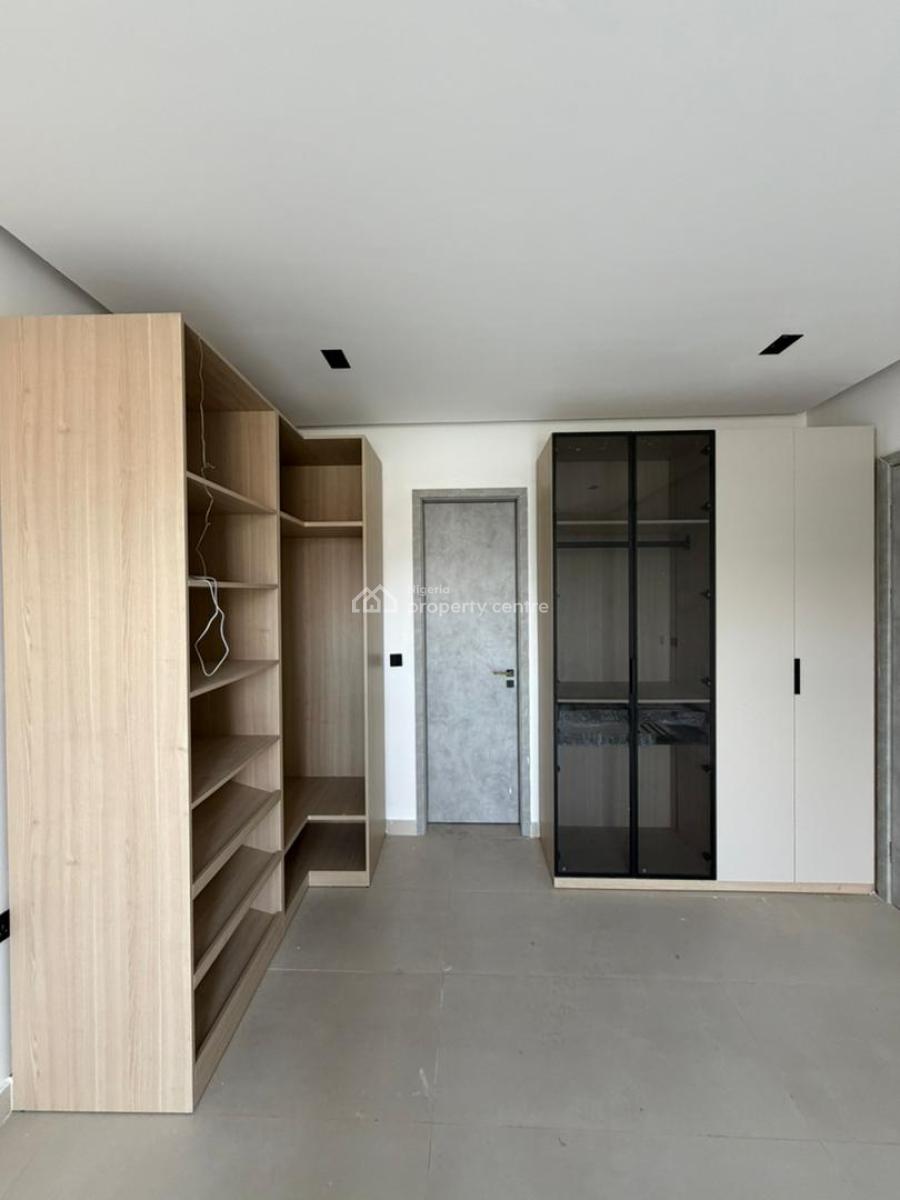 3 Bedroom Apartment, Lekki Phase 1, Lekki, Lagos, Flat / Apartment for Sale