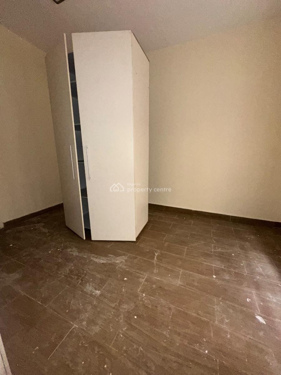 Specious  2 Bedroom Flat, Silver Springs Estate Oba Amusa, Lekki, Lagos, Flat / Apartment for Rent