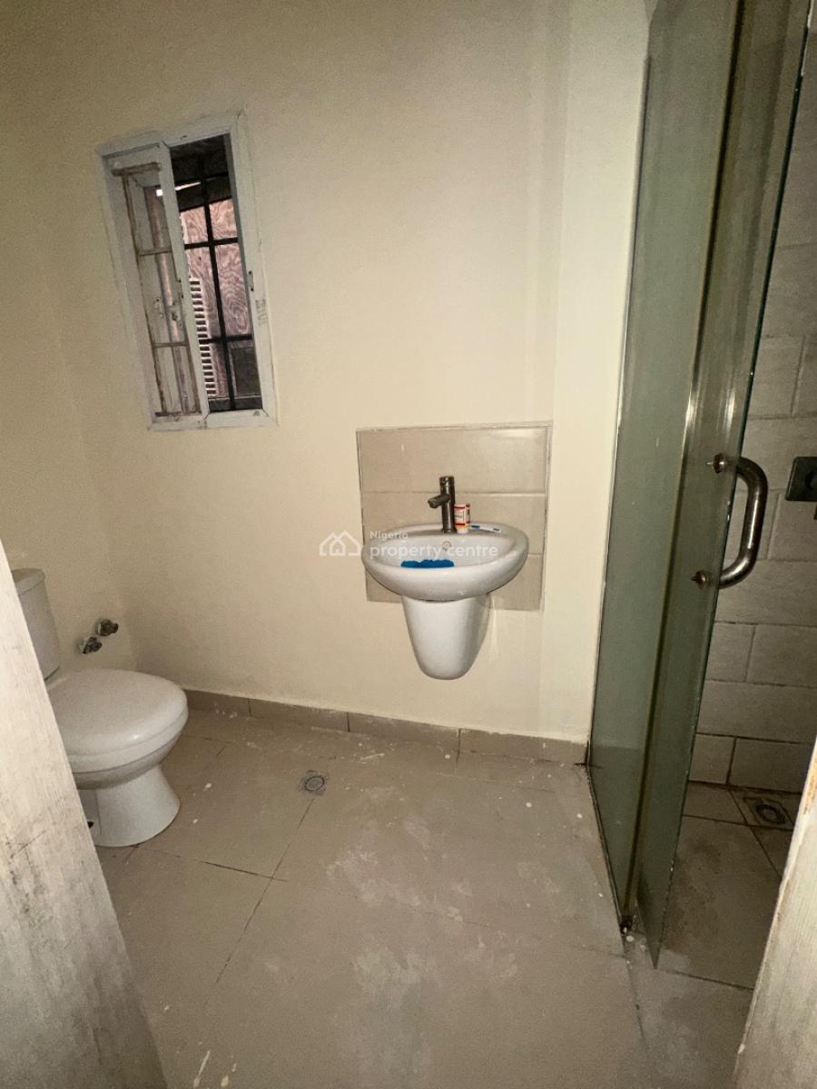 Specious  2 Bedroom Flat, Silver Springs Estate Oba Amusa, Lekki, Lagos, Flat / Apartment for Rent