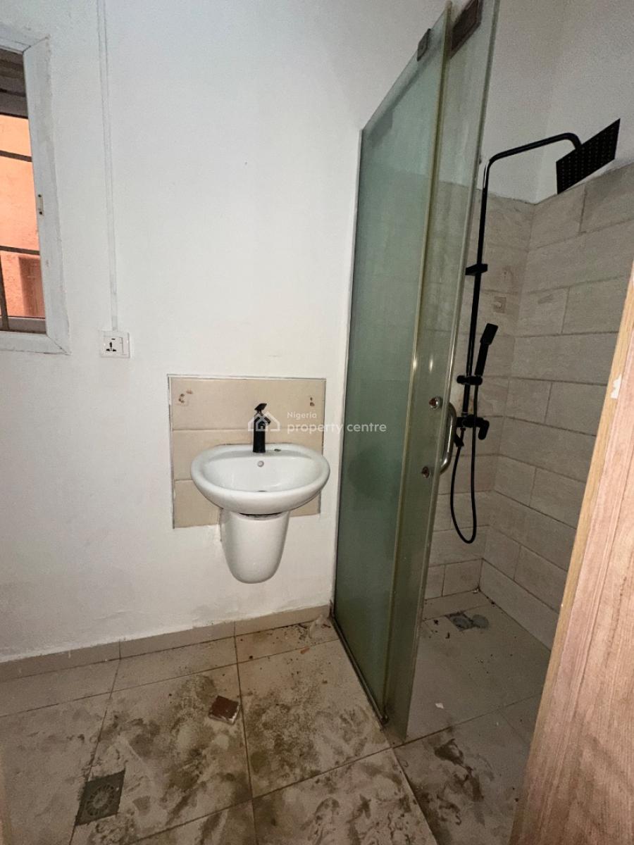 Specious  2 Bedroom Flat, Silver Springs Estate Oba Amusa, Lekki, Lagos, Flat / Apartment for Rent