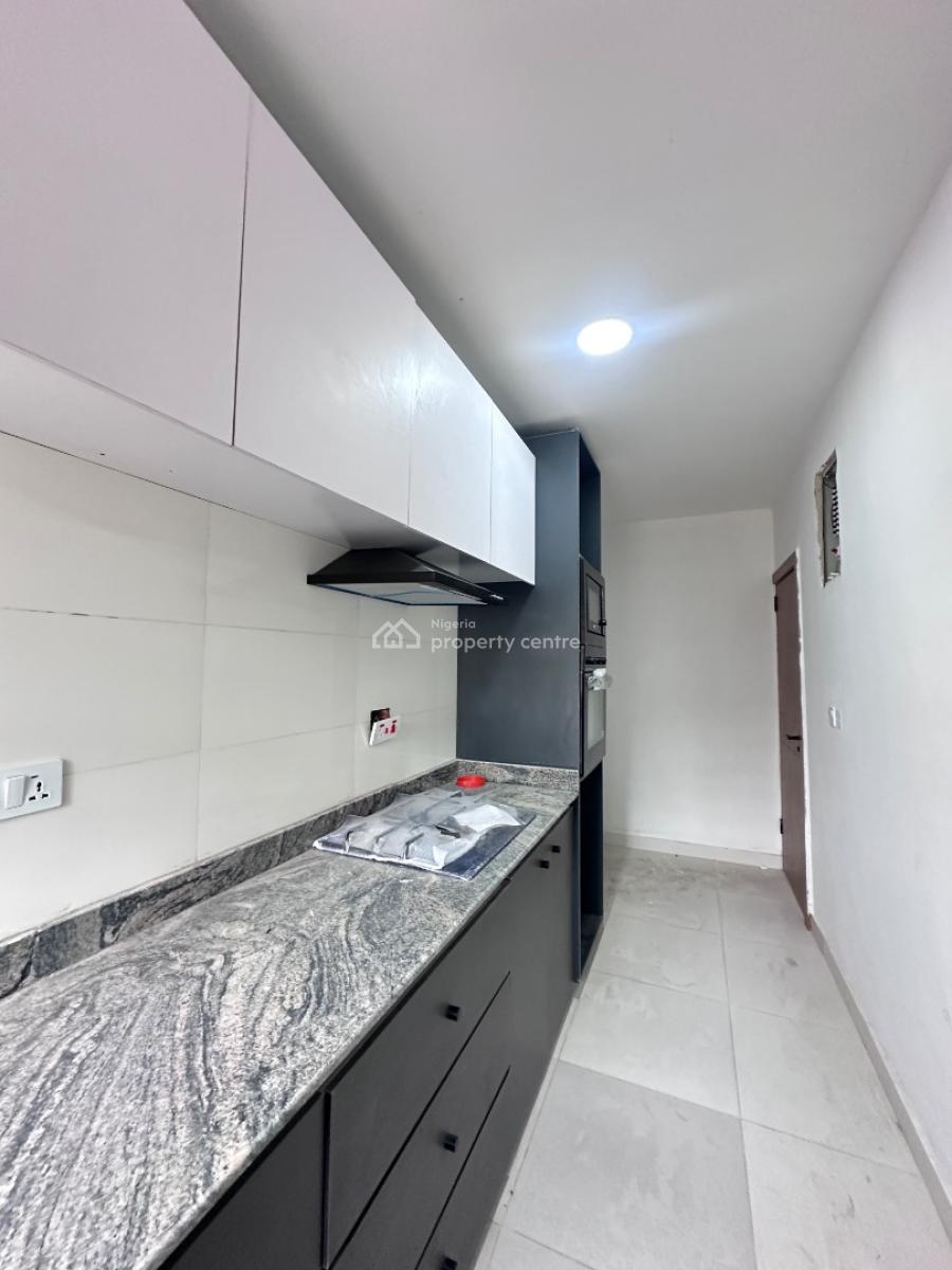 2 Bedroom Apartment with Elevator and Gym, Off Freedom Way, Lekki Phase 1, Lekki, Lagos, Flat / Apartment for Rent