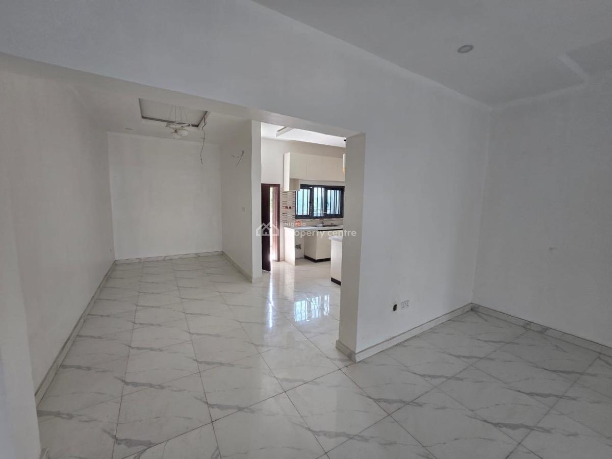 3 Bedroom Apartment with Bq Elevator Pool and Gym   on 4th Floor, Off Freedom Way, Lekki Phase 1, Lekki, Lagos, Flat / Apartment for Rent
