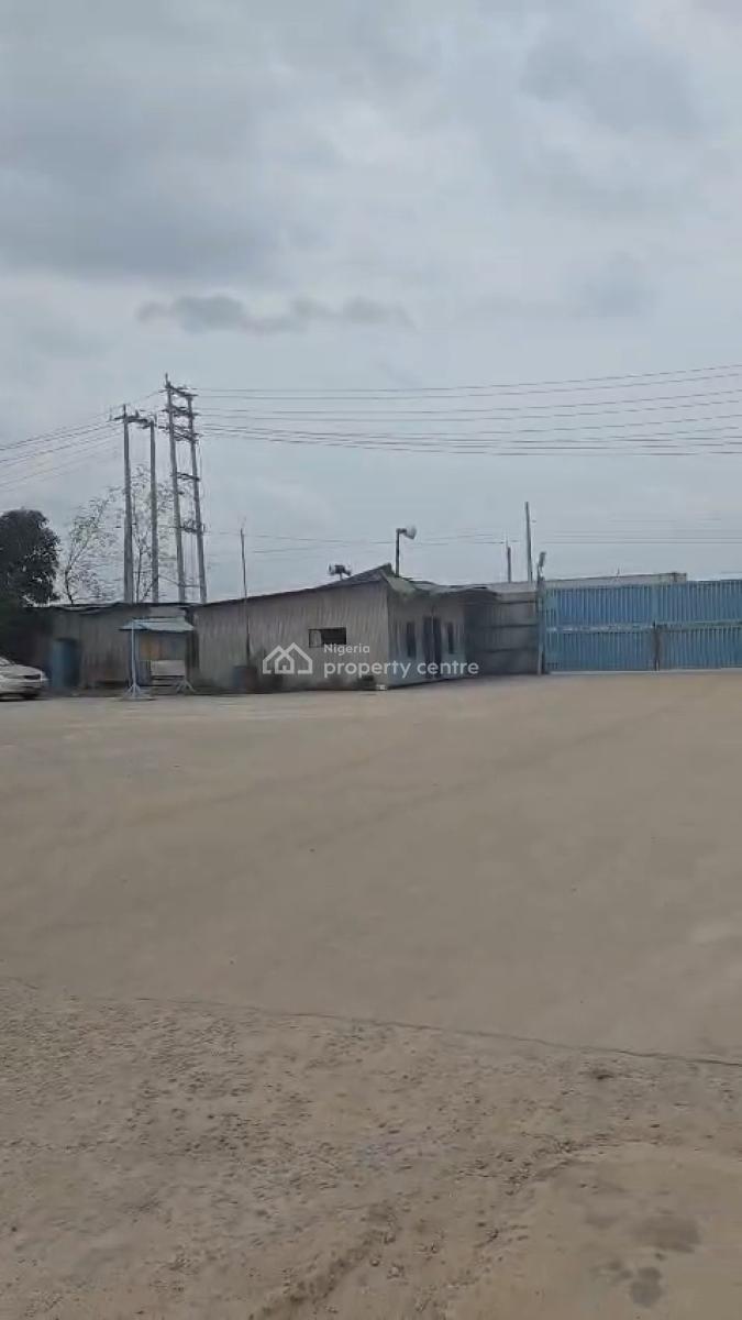300 Acres of Industrial/ Commercial Land with Warehouse, Lagos-ibadan Expressway, Magboro, Magboro, Ogun, Industrial Land for Sale