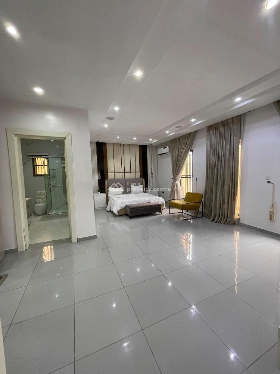 Spacious 4 Bedroom Fully Furnished Waterfront Service Terrace Duplex, Lekki Phase 1, Lekki, Lagos, Terraced Duplex for Rent
