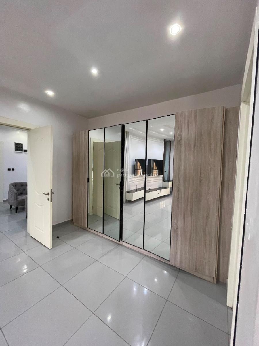 Spacious 4 Bedroom Fully Furnished Waterfront Service Terrace Duplex, Lekki Phase 1, Lekki, Lagos, Terraced Duplex for Rent