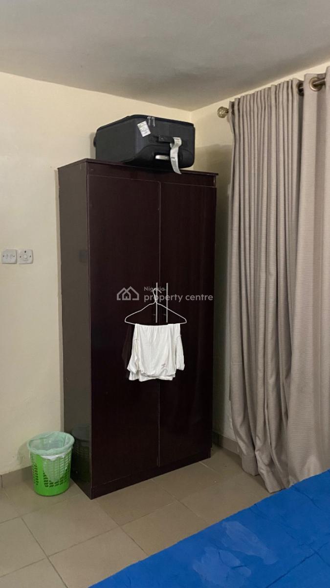 Spacious Four Bedrooms Flat, Foreign Affairs Estate, Maitama District, Abuja, Flat / Apartment for Rent