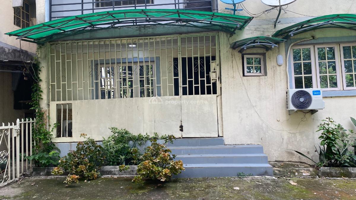 Spacious Four Bedrooms Flat, Foreign Affairs Estate, Maitama District, Abuja, Flat / Apartment for Rent
