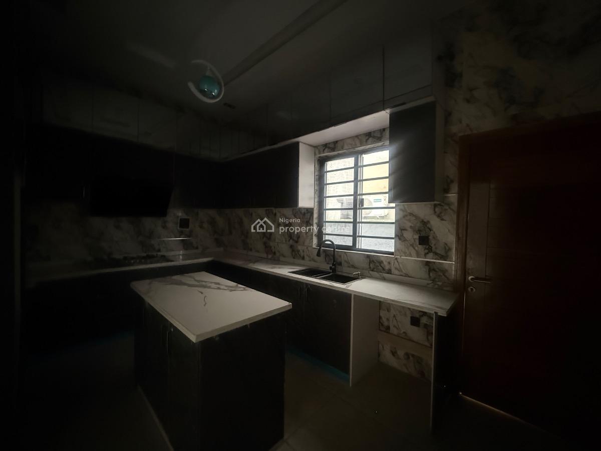 4 Bedroom Semi Detached Available, Lekki Phase 2, Lekki, Lagos, Semi-detached Duplex for Sale