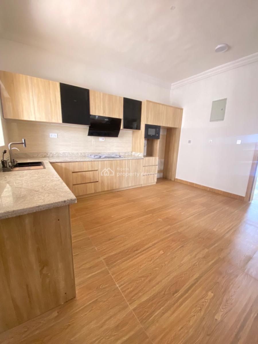 Newly Built 3 Bedroom Luxury Service Maisonette Apartment with Bq, Lekki Phase 1, Lekki, Lagos, Flat / Apartment for Sale