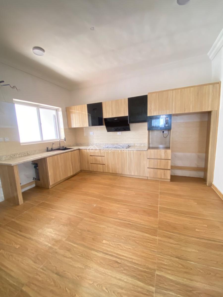 Newly Built 3 Bedroom Luxury Service Maisonette Apartment with Bq, Lekki Phase 1, Lekki, Lagos, Flat / Apartment for Sale