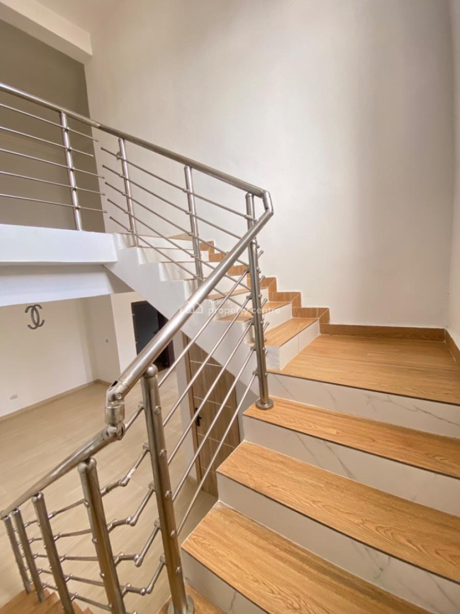 Newly Built 3 Bedroom Luxury Service Maisonette Apartment with Bq, Lekki Phase 1, Lekki, Lagos, Flat / Apartment for Sale