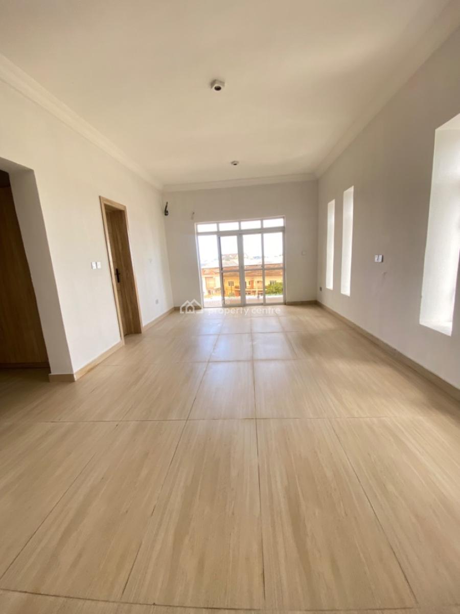Newly Built 3 Bedroom Luxury Service Maisonette Apartment with Bq, Lekki Phase 1, Lekki, Lagos, Flat / Apartment for Sale
