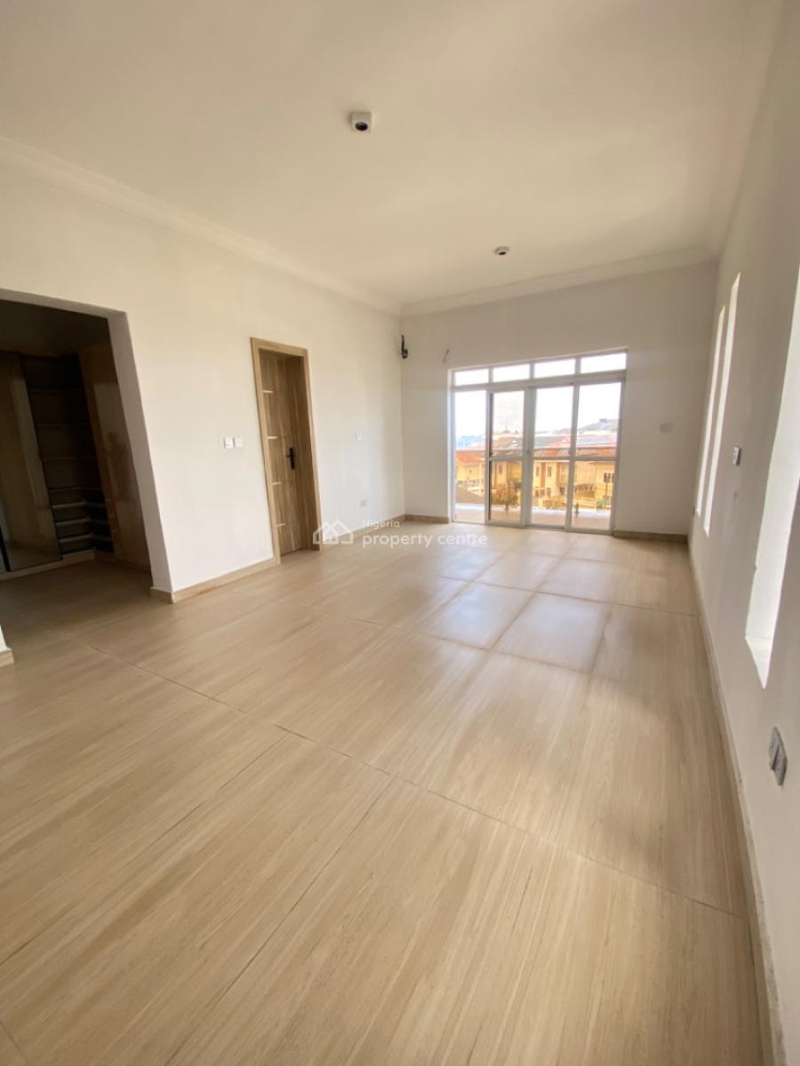 Newly Built 3 Bedroom Luxury Service Maisonette Apartment with Bq, Lekki Phase 1, Lekki, Lagos, Flat / Apartment for Sale