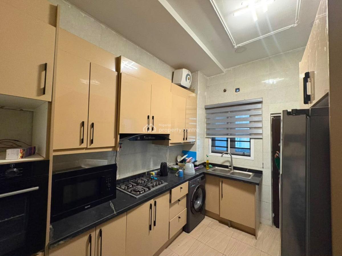 Luxury & Furnished 3-bedroom Apartment, Wuye, Abuja, Block of Flats for Sale